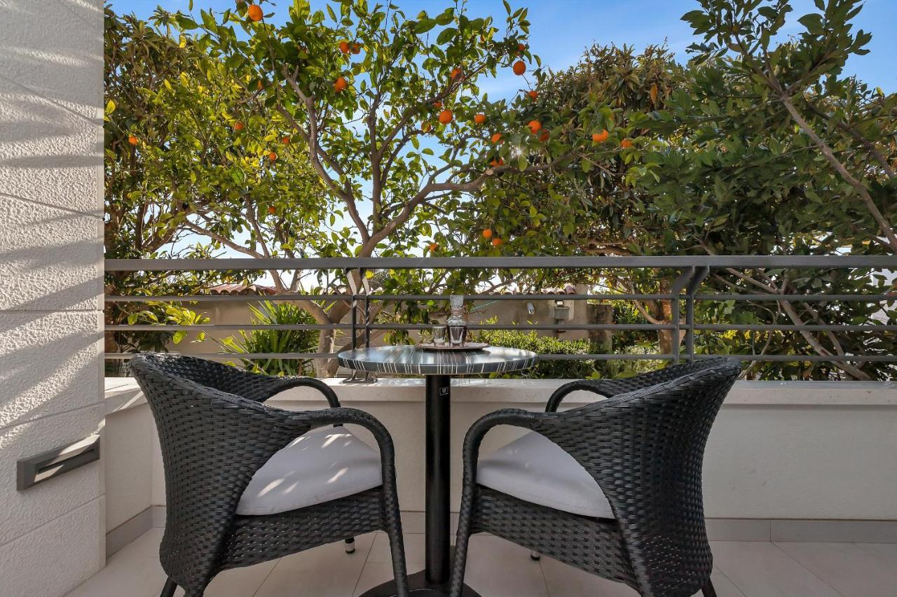 Apartments And Rooms By The Sea Baska Voda, Makarska - 2578 Zewnętrze zdjęcie