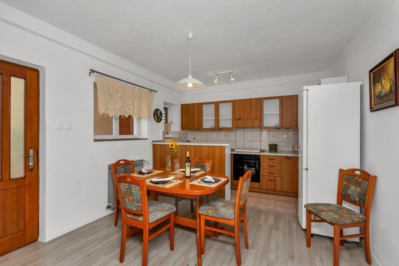 Apartments And Rooms By The Sea Baska Voda, Makarska - 2578 Zewnętrze zdjęcie